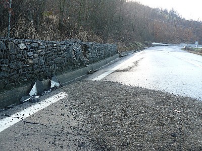 Foto 11 di 23