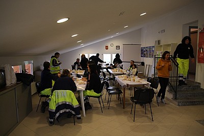 Foto 26 di 28