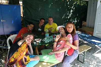 Foto 10 di 40