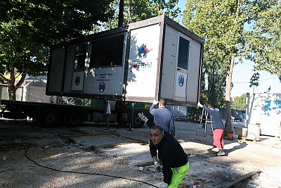 Foto 31 di 47