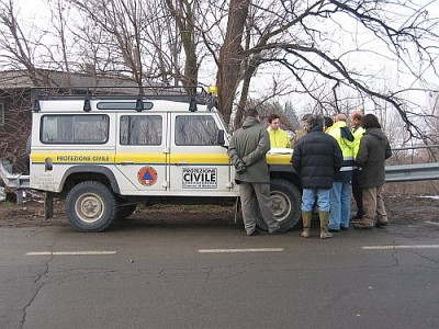 Foto 3 di 12