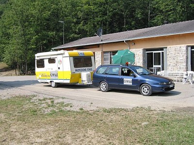 Foto 2 di 24