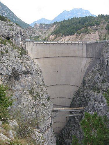 Foto 12 di 12