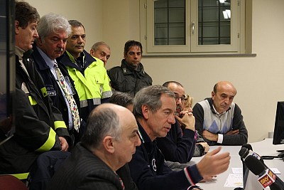 Foto 31 di 37