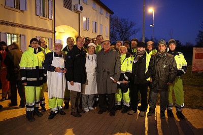 Foto 33 di 37