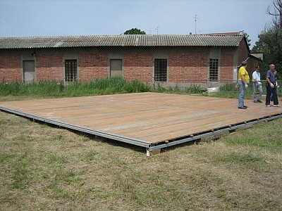 Foto 5 di 15
