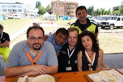 Foto 10 di 45