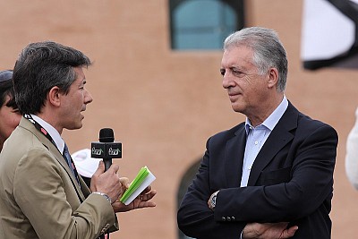 Foto 15 di 43