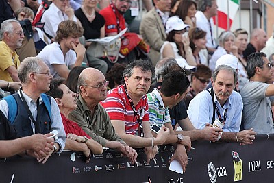 Foto 29 di 43