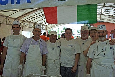 Foto 1 di 63