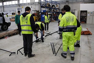 Foto 30 di 37