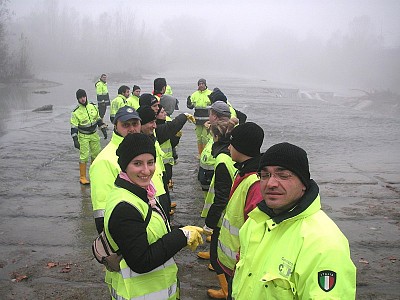 Foto 23 di 49