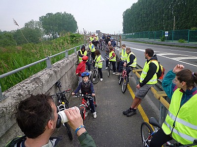 Foto 35 di 47