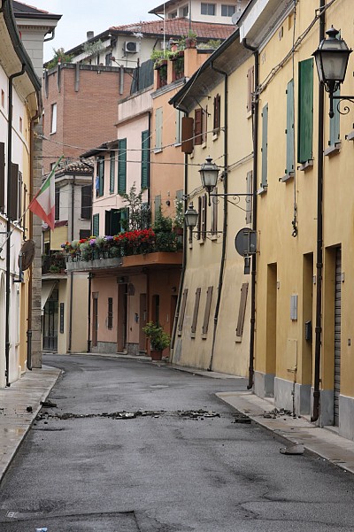 Foto 37 di 69