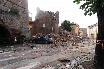 Foto 12 di 47