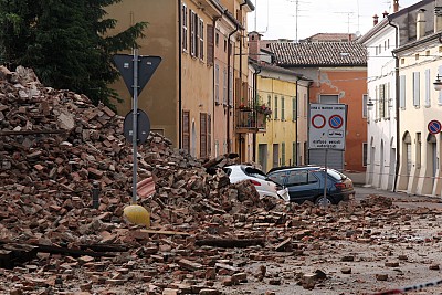 Foto 13 di 47
