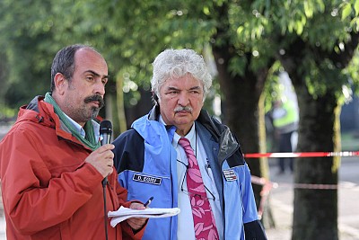 Foto 33 di 47
