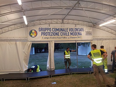 Foto 22 di 24