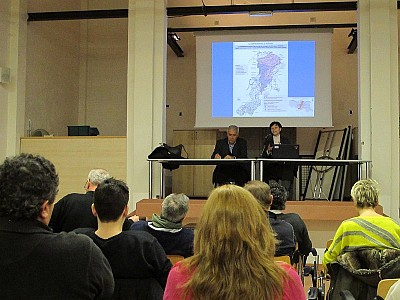 Foto 4 di 13