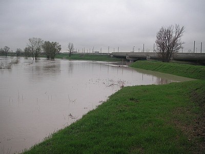 Foto 16 di 28