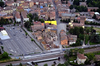 Foto 7 di 21