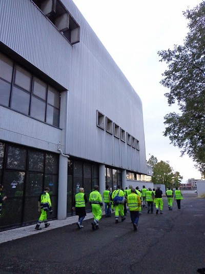 Foto 3 di 19