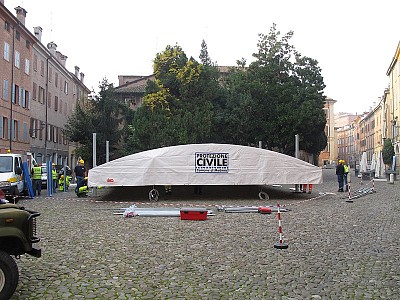 Foto 2 di 46