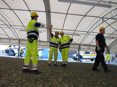 Foto 6 di 46