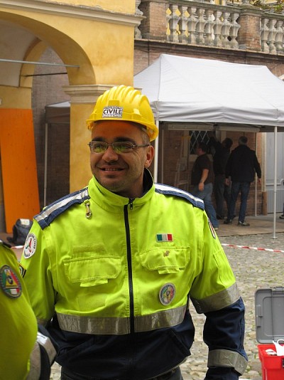 Foto 28 di 46