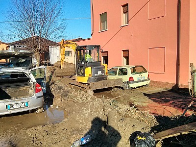 Foto 10 di 36