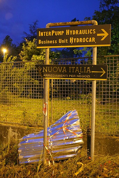 Foto 13 di 42
