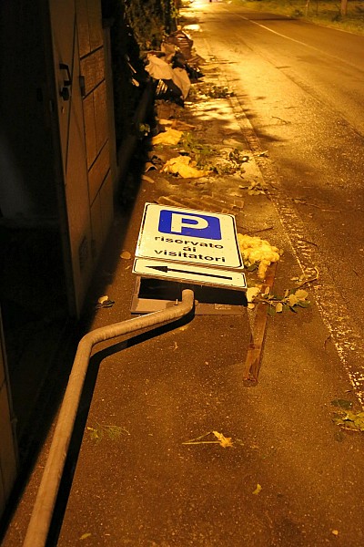 Foto 34 di 42
