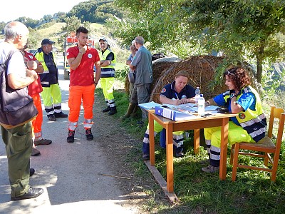 Foto 4 di 14