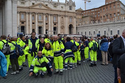 Foto 17 di 23