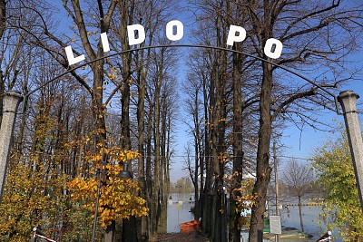 Foto 29 di 41