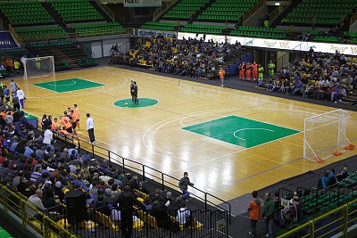Foto 29 di 39