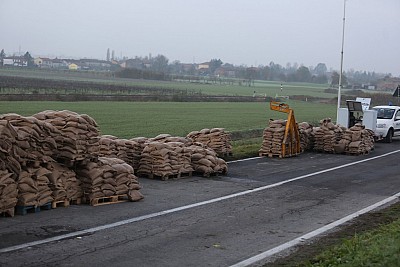 Foto 2 di 8