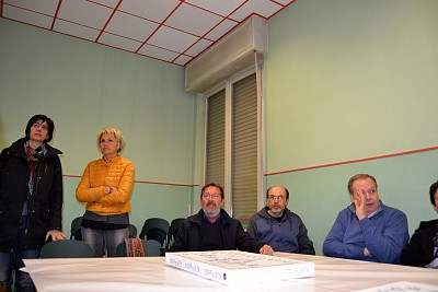 Foto 8 di 27
