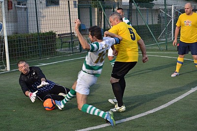 Foto 9 di 39