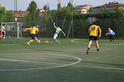 Foto 14 di 39