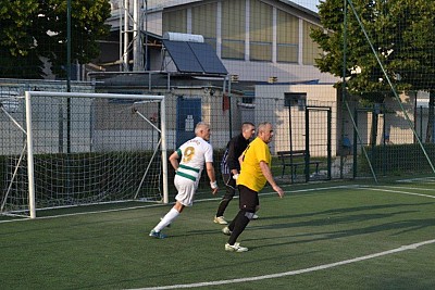 Foto 17 di 39