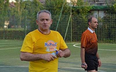 Foto 34 di 39