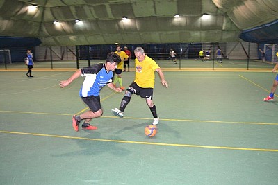Foto 17 di 64