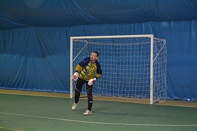 Foto 19 di 64