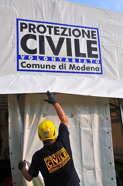 Foto 37 di 78