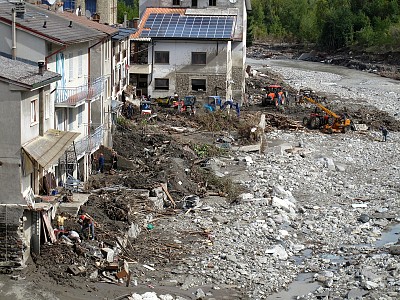 Foto 25 di 40
