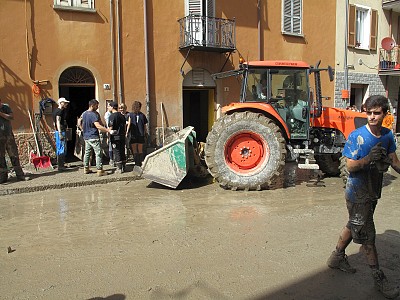 Foto 34 di 40