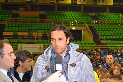 Foto 15 di 50