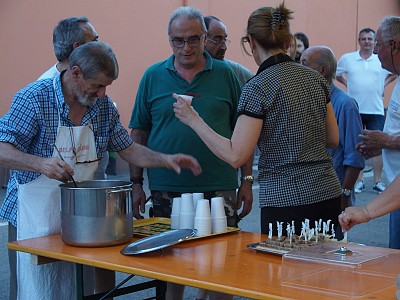 Foto 10 di 26
