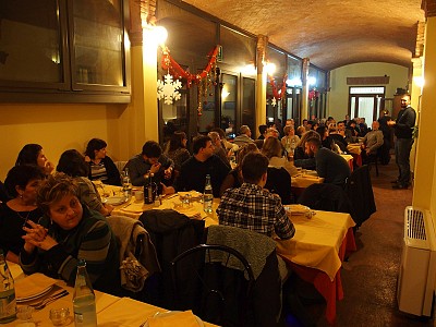 Foto 2 di 33